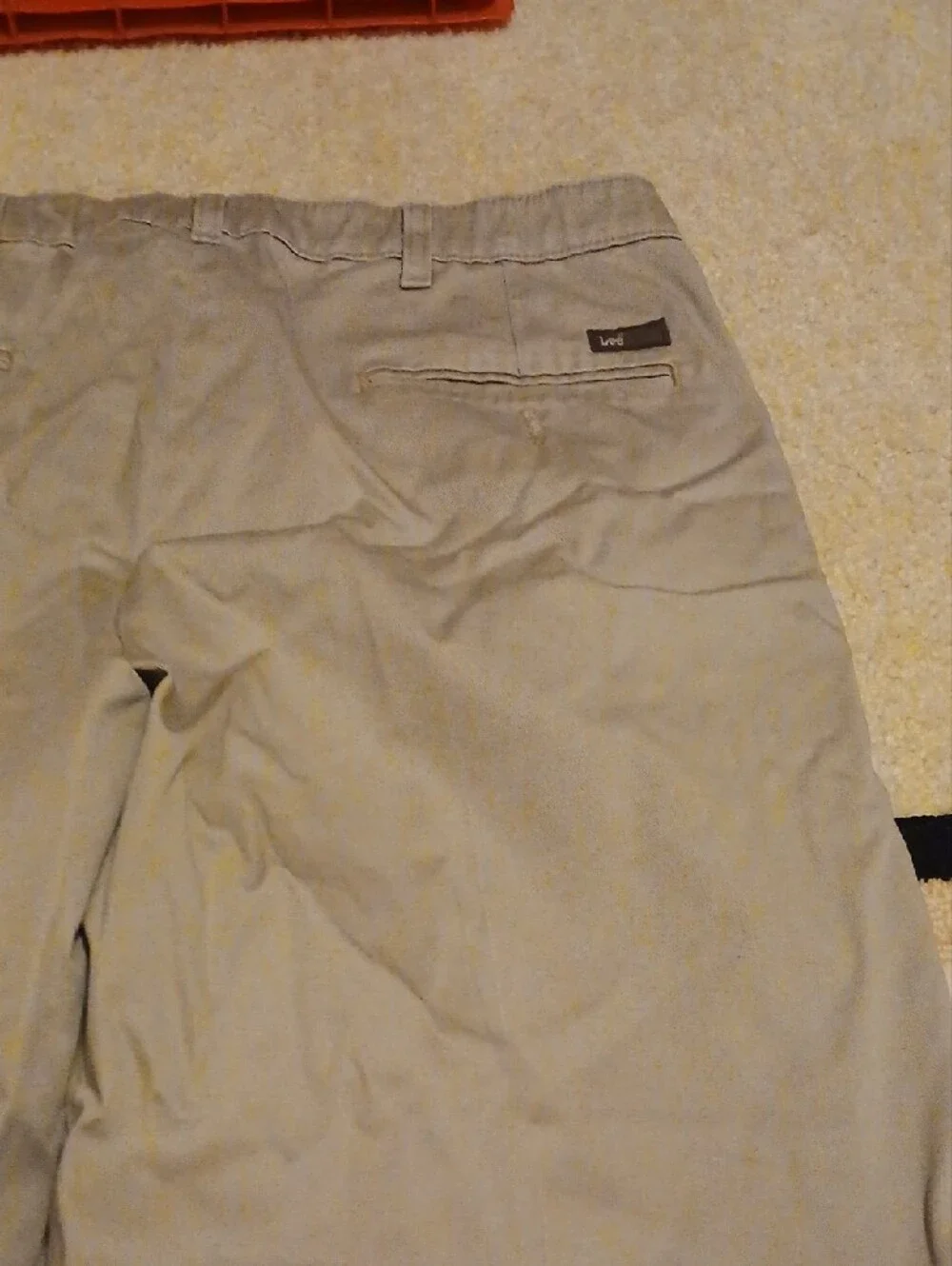 Lee Men’s Khaki Straight Chinos